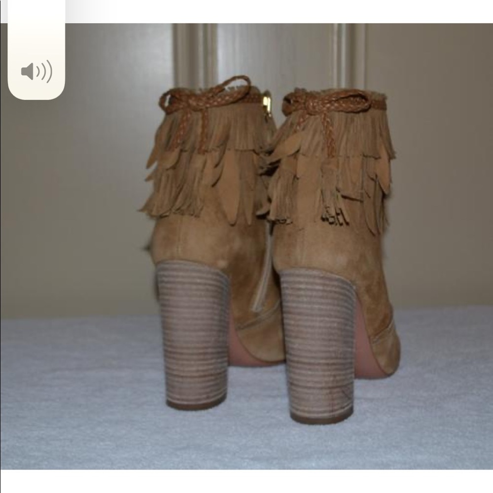 AQUAZURRA Boots Tigerlilly.  Like new!  Sz 6 w/box & sleeves - Picture 5 of 6